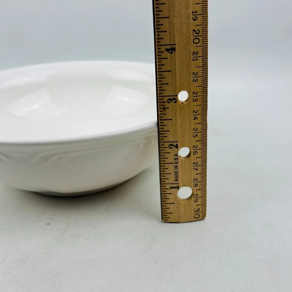 Pfaltzgraff Filigree White Round Serving‎ Bowl 7.5